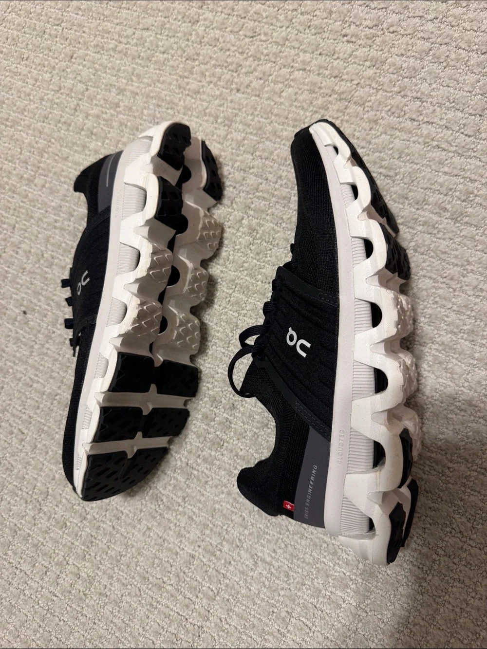 On Running Cloud Swift 3 Black/White Running Sneakers Womens size 9 - Picture 5 of 9